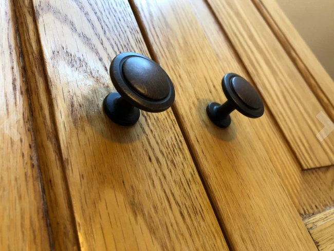 Image of Cosmas 5560ORB Oil Rubbed Bronze Round Knob for Cabinet Hardware
