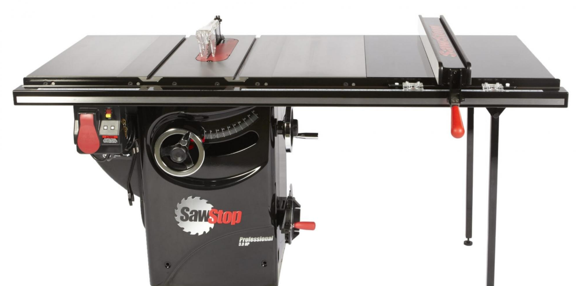 High-quality cabinet table saw for woodworking projects